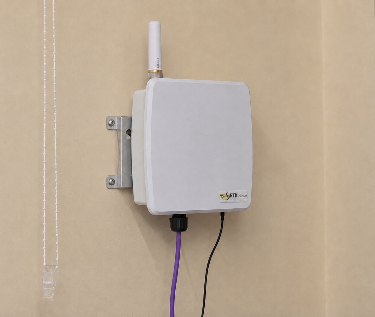 RTK Solutions farm RTK base station enclosure and hardware